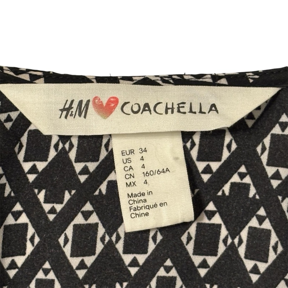 H & M Coachella Boho Festival Black & White Romper Long Sleeves w/Fringe Size 4 - Picture 6 of 7